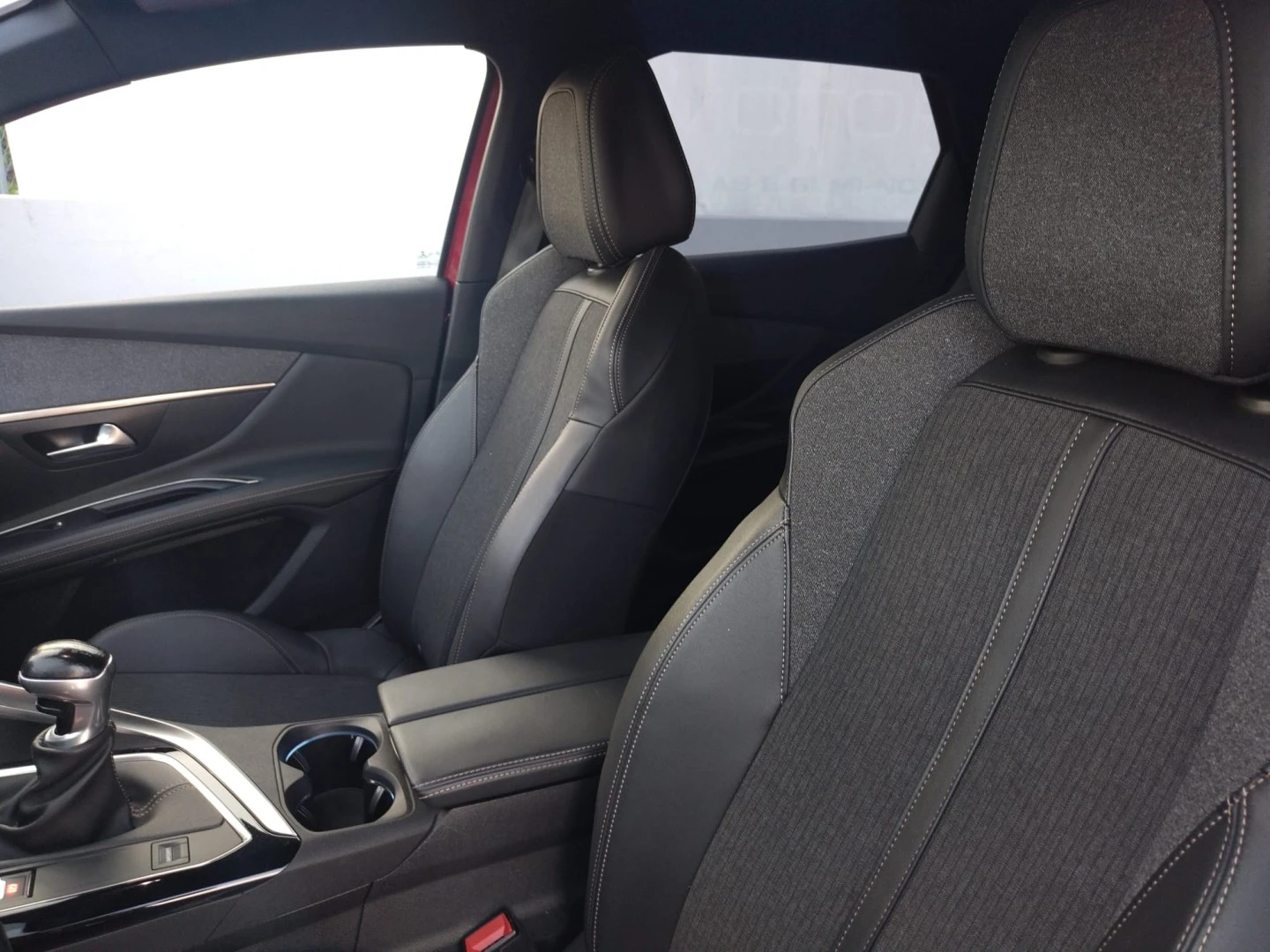 Peugeot 3008 1.5 BlueHDi GT Line J19