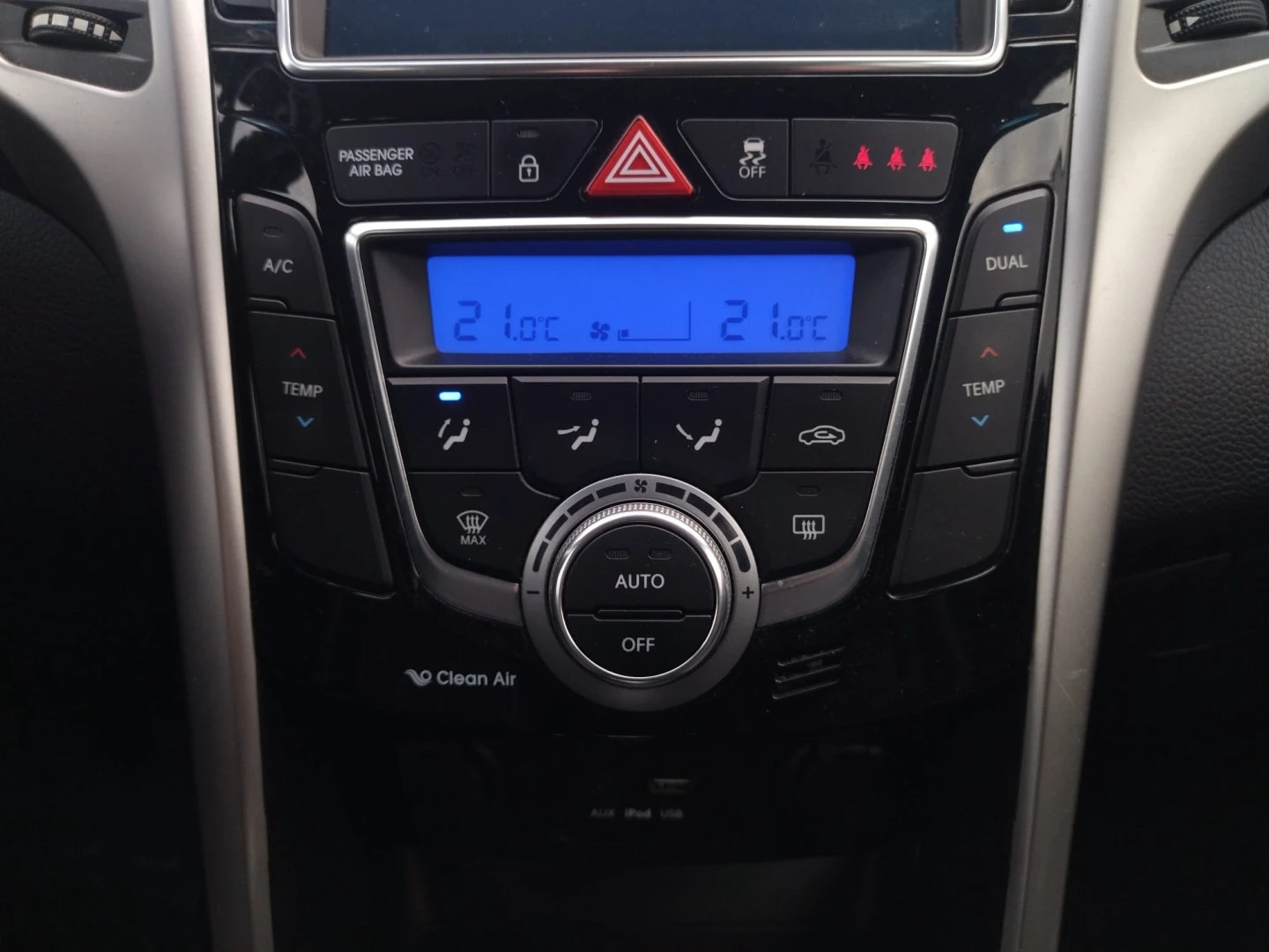 Hyundai i30 SW 1.6 CRDi Blue Comfort Auto AC+J17