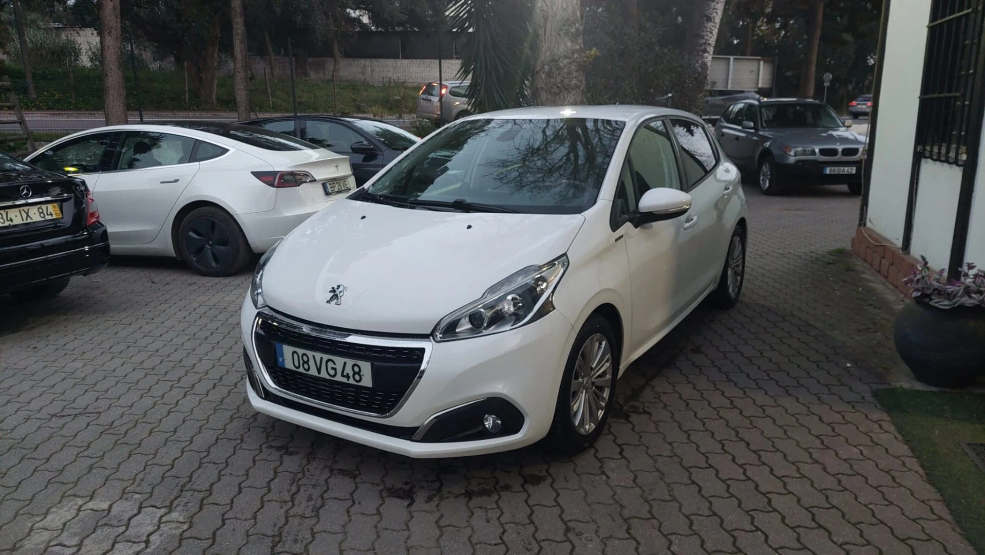 Peugeot 208 1.2 PureTech Signature