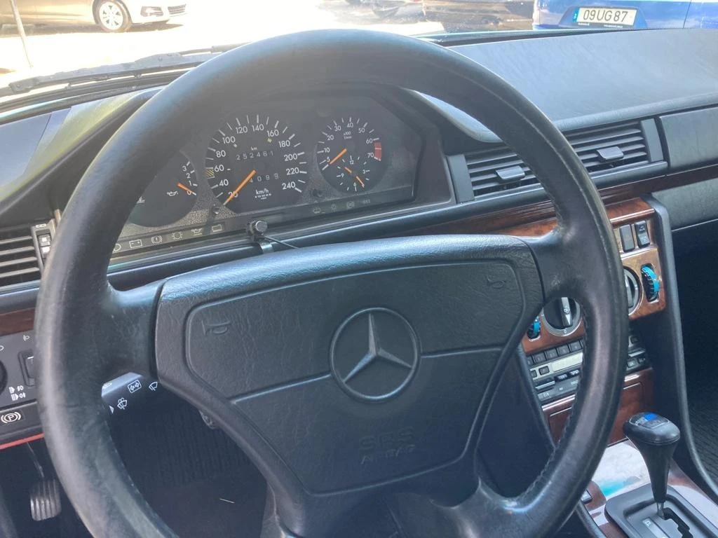 Mercedes-Benz E 220 2.2 SPORTLINE