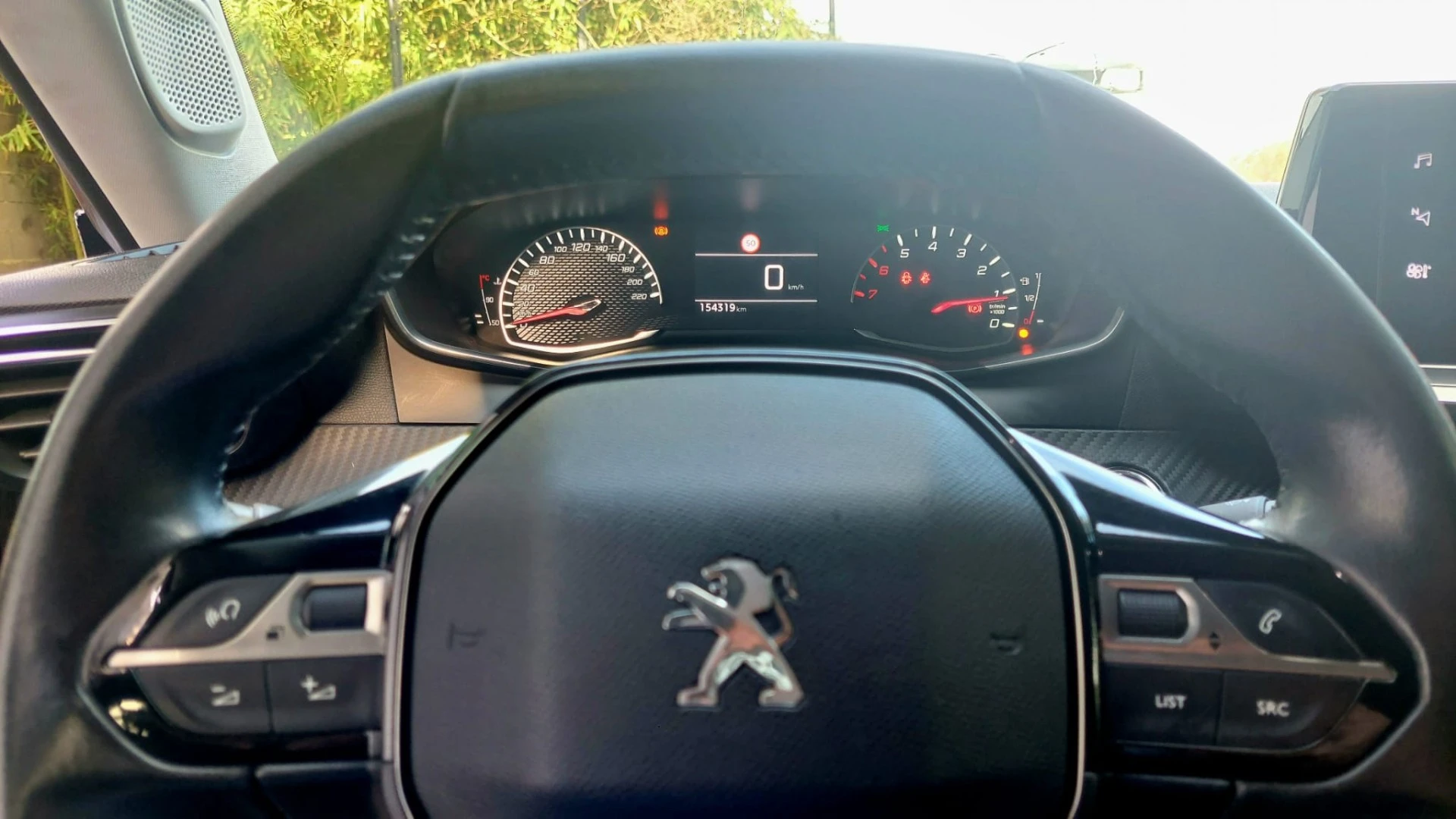 Peugeot 2008 1.5 BlueHDi Allure Pack