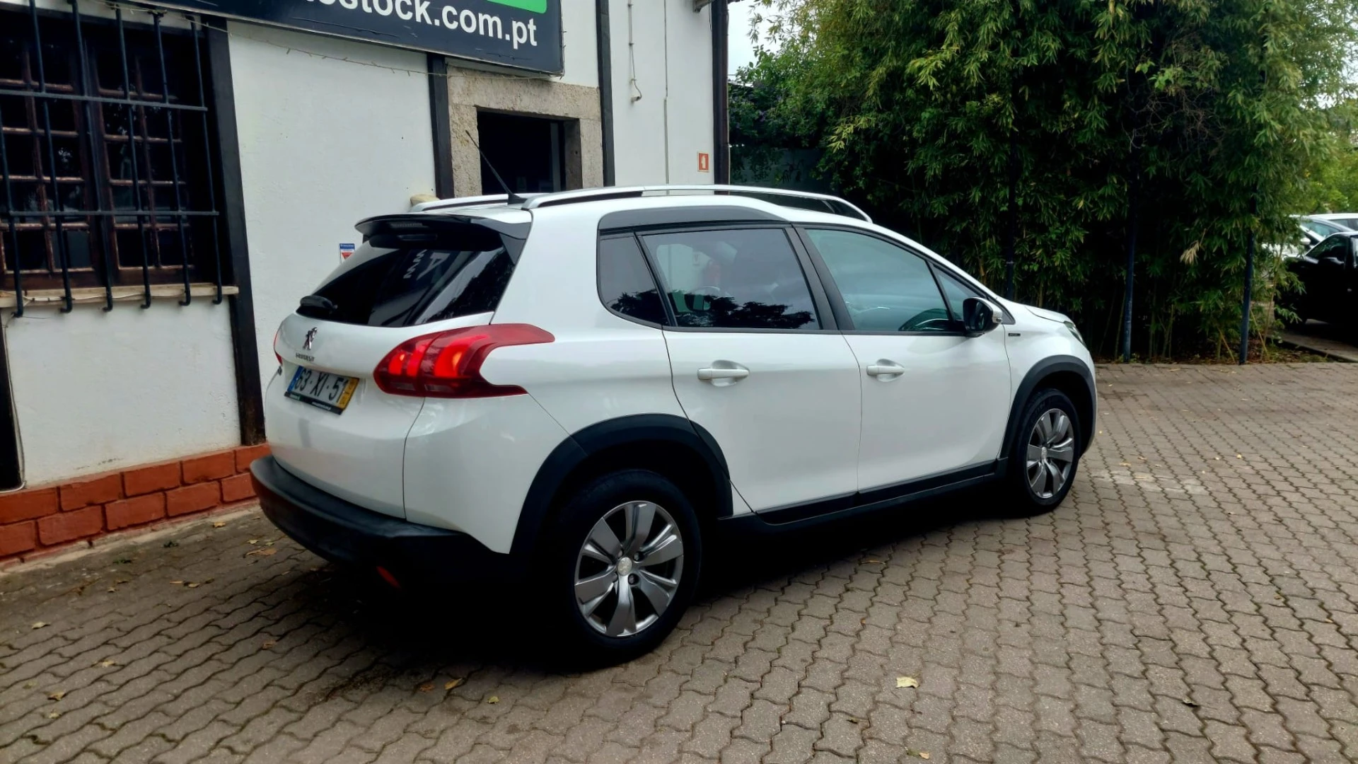 Peugeot 2008 1.2 PureTech Signature