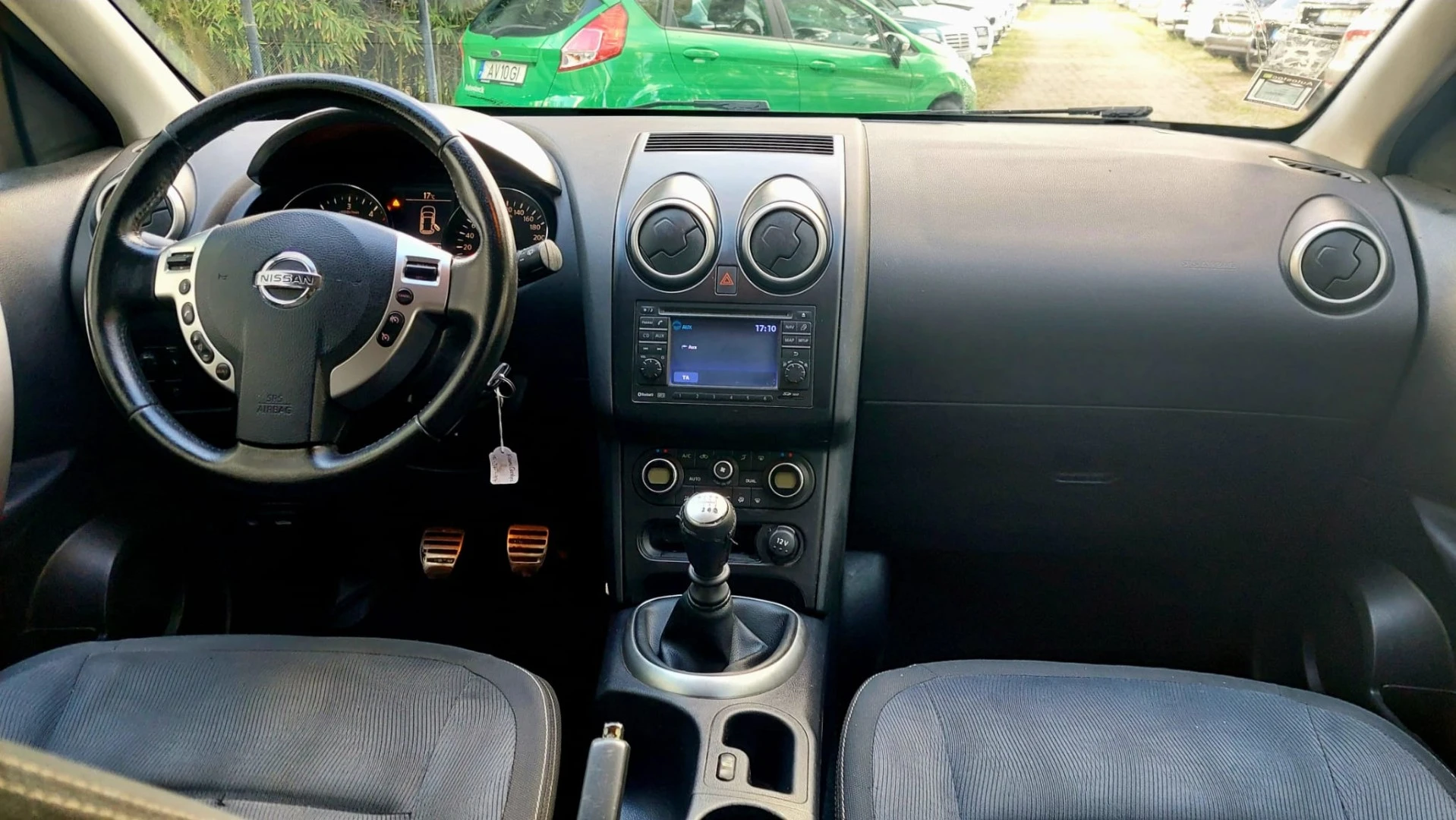 Nissan Qashqai 1.5 dCi Tekna Premium 17