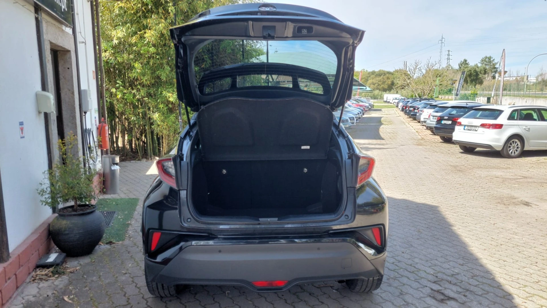 Toyota C-HR 1.8 Hybrid Exclusive