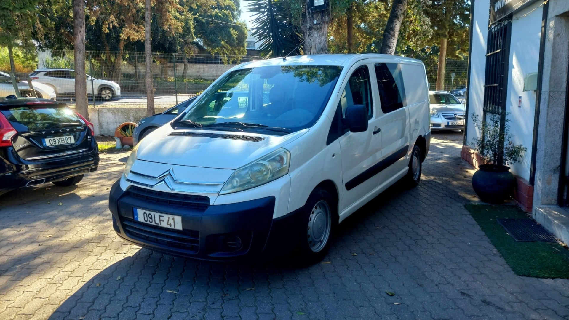 Citroën Jumpy 2.0 HDi L2H1 Semi-Vidrada