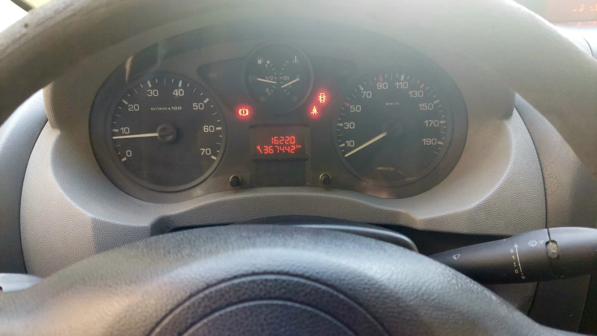 Citroën Jumpy 2.0 HDi L2H1 Semi-Vidrada
