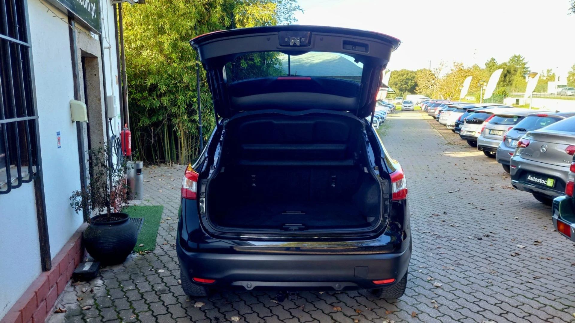 Nissan Qashqai 1.2 DIG-T 360 BLACK EDITION