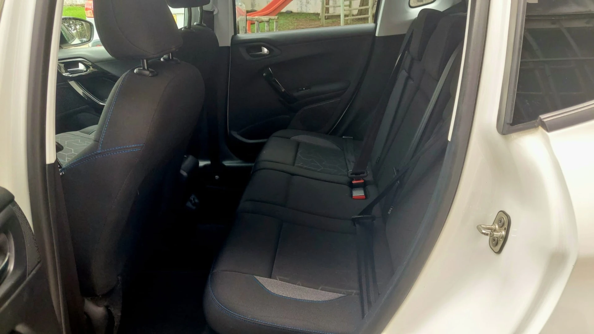Peugeot 2008 1.2 PureTech Signature