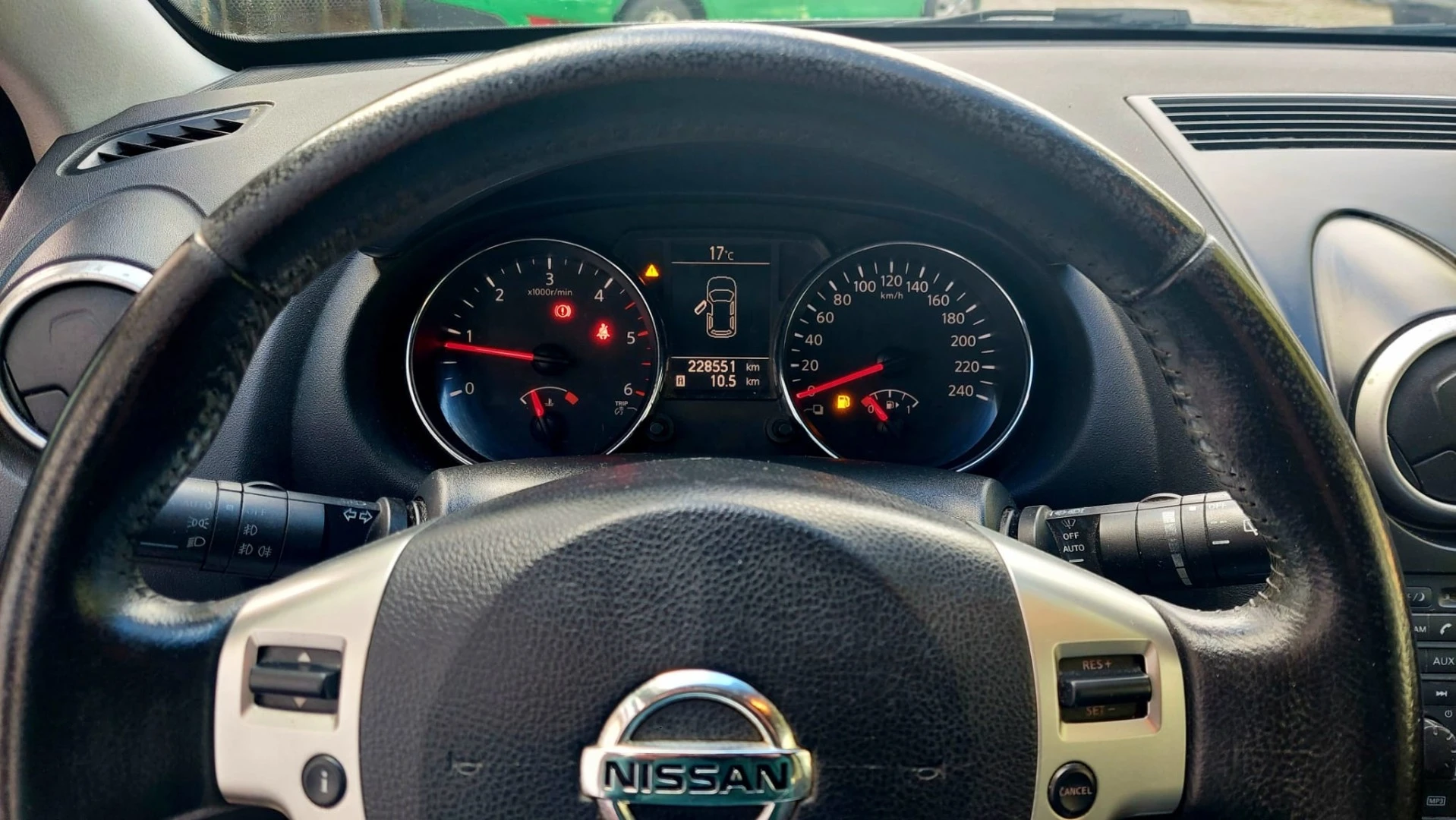 Nissan Qashqai 1.5 dCi Tekna Premium 17