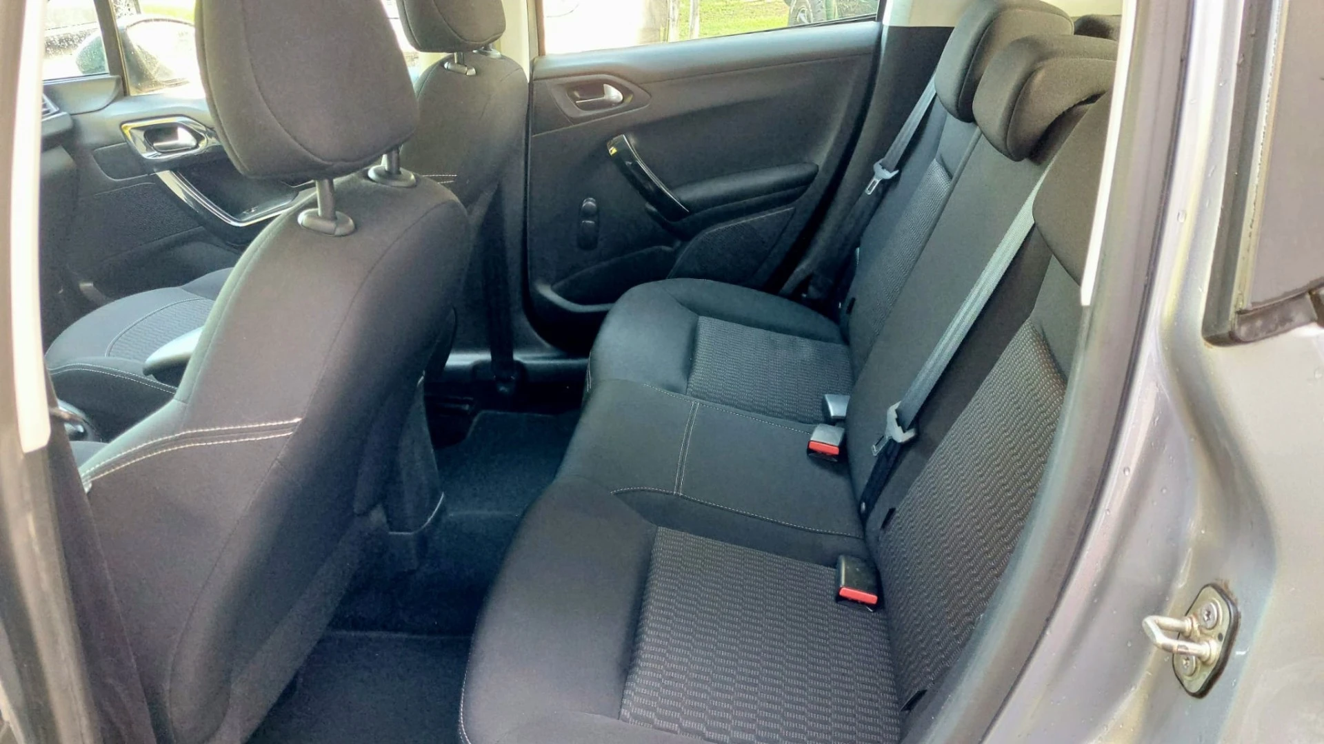 Peugeot 208 1.5 BlueHDi Active