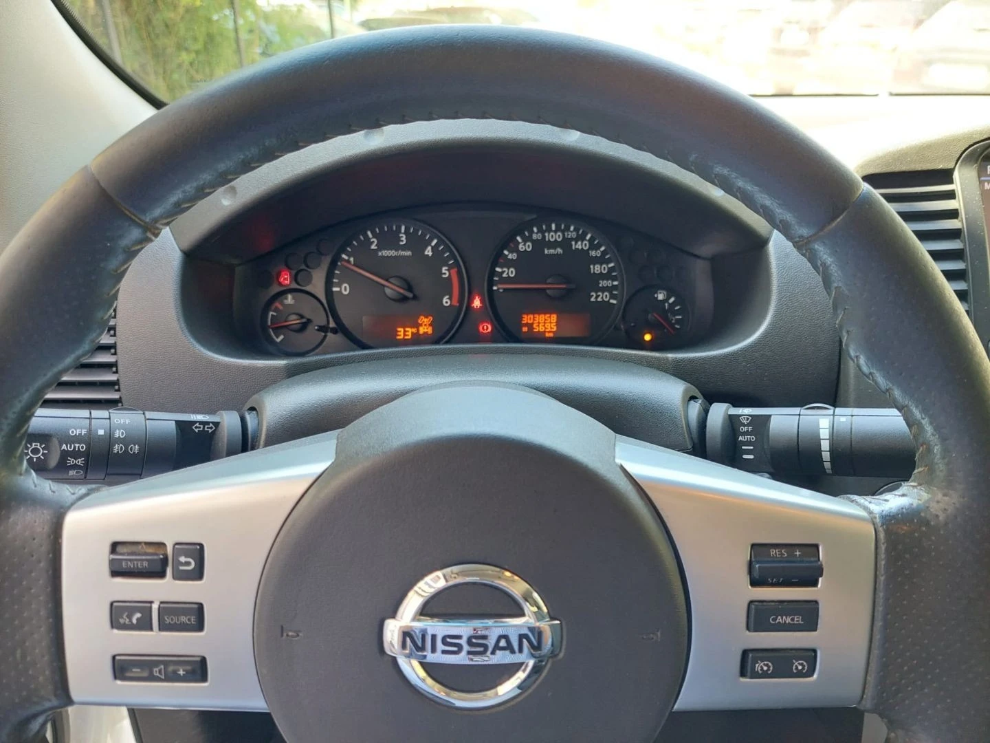 Nissan Navara 2.5 dCi CD SE 4WD