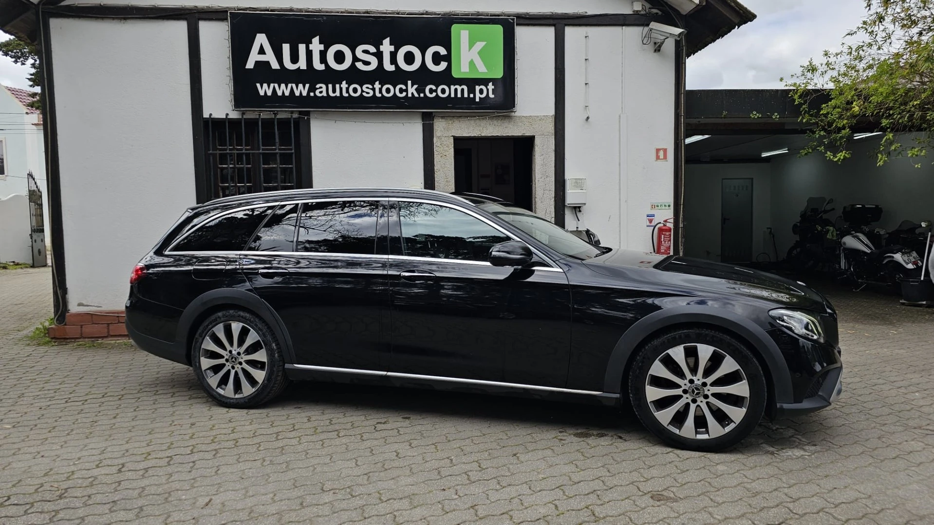 Mercedes-Benz E 220 d 4-Matic All Terrain Avantgarde +