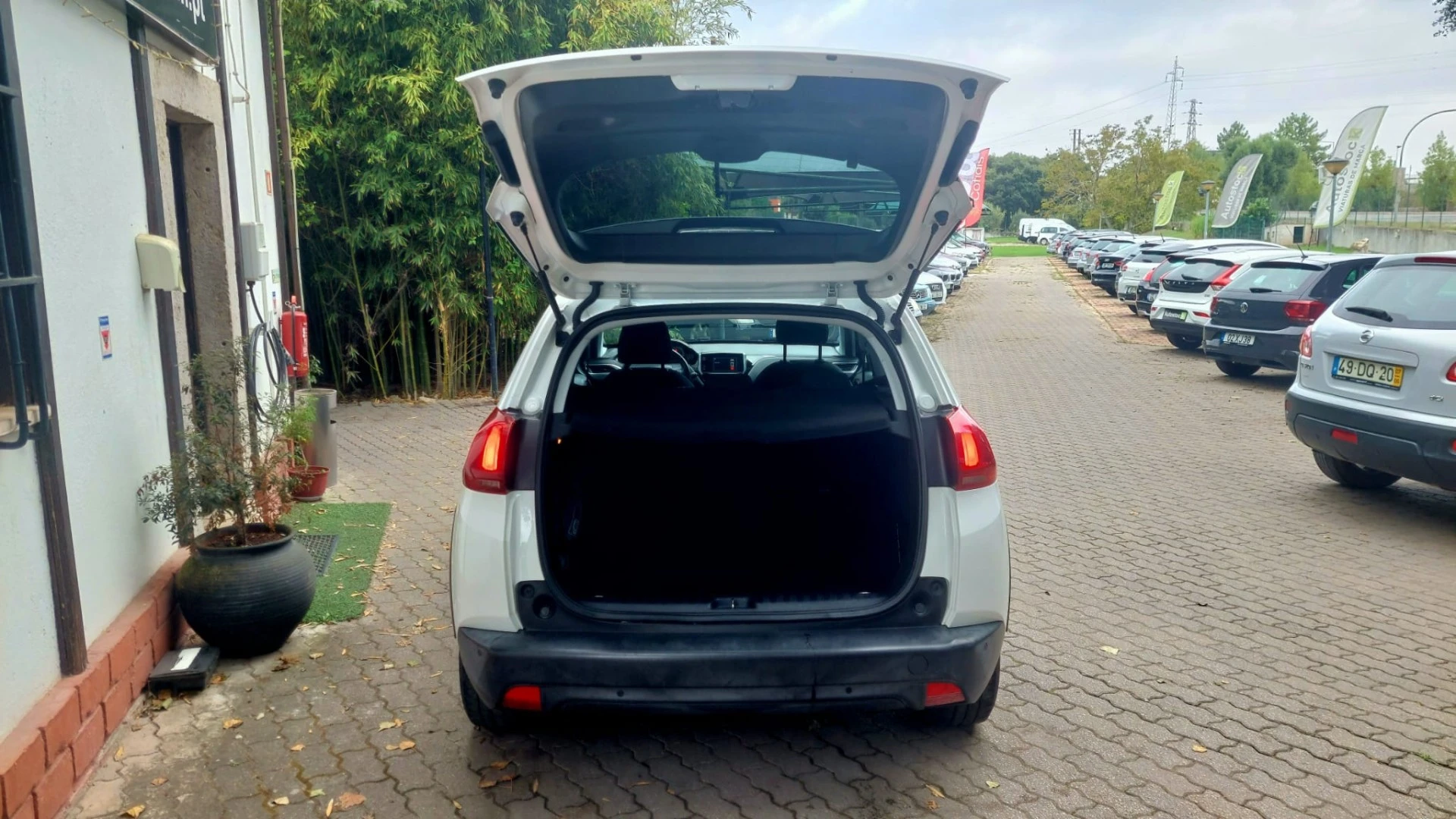Peugeot 2008 1.2 PureTech Signature