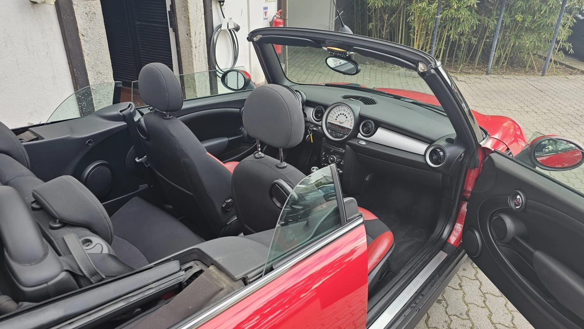 MINI Cabrio Cooper D