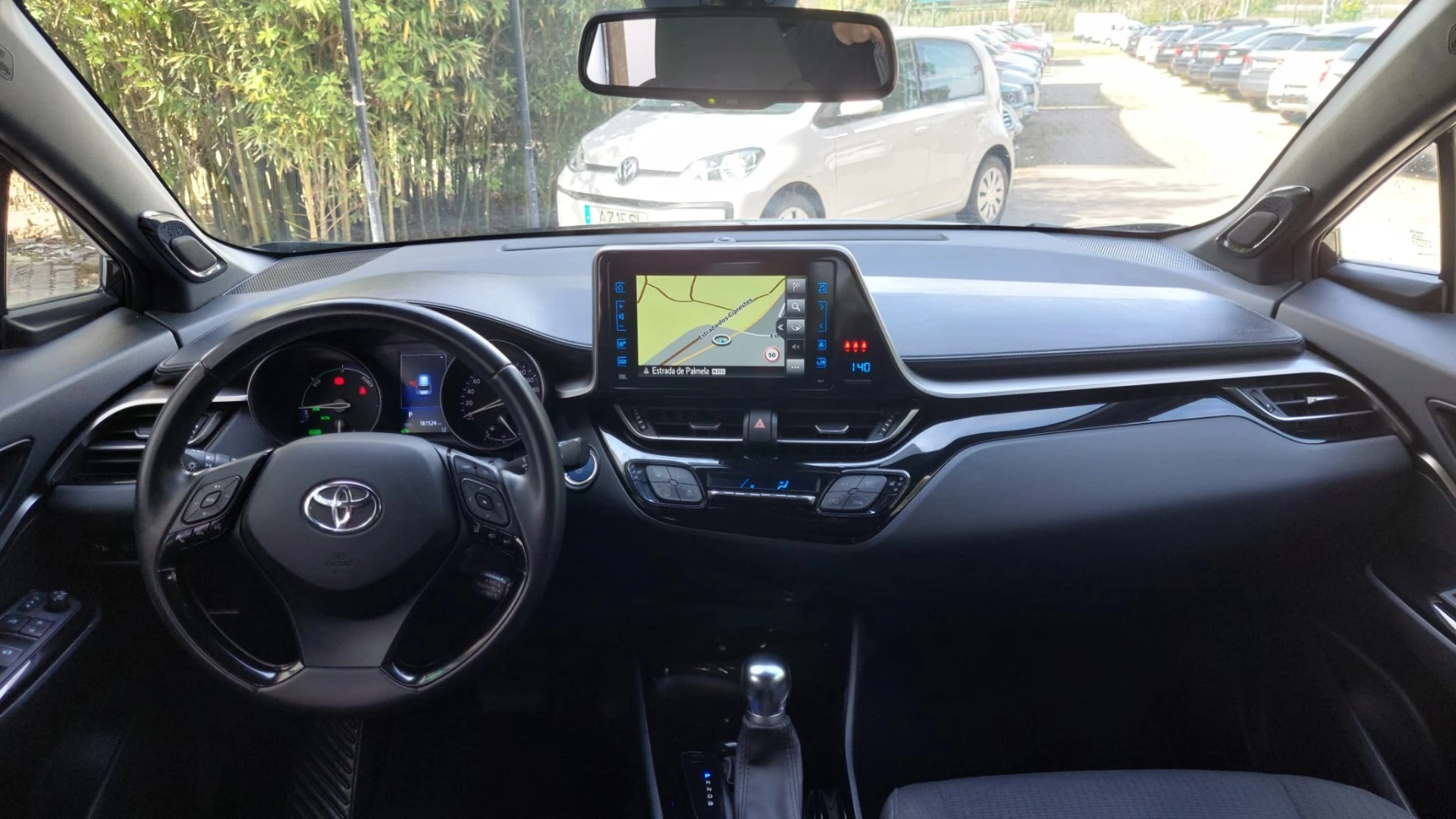 Toyota C-HR 1.8 Hybrid Exclusive