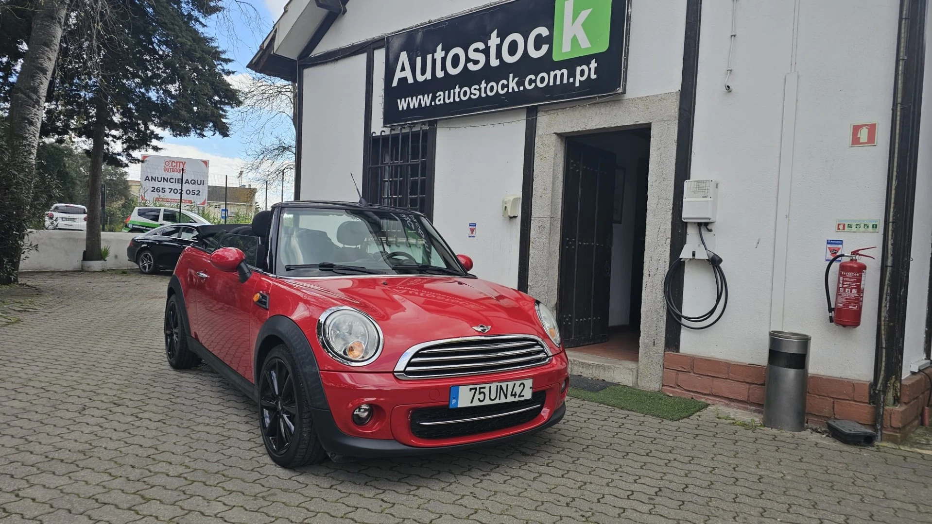 MINI Cabrio Cooper D