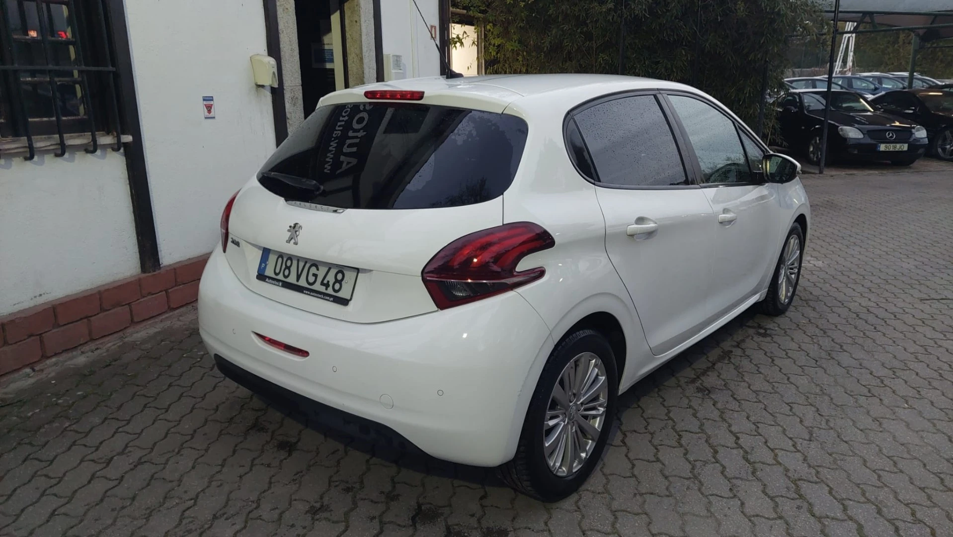 Peugeot 208 1.2 PureTech Signature