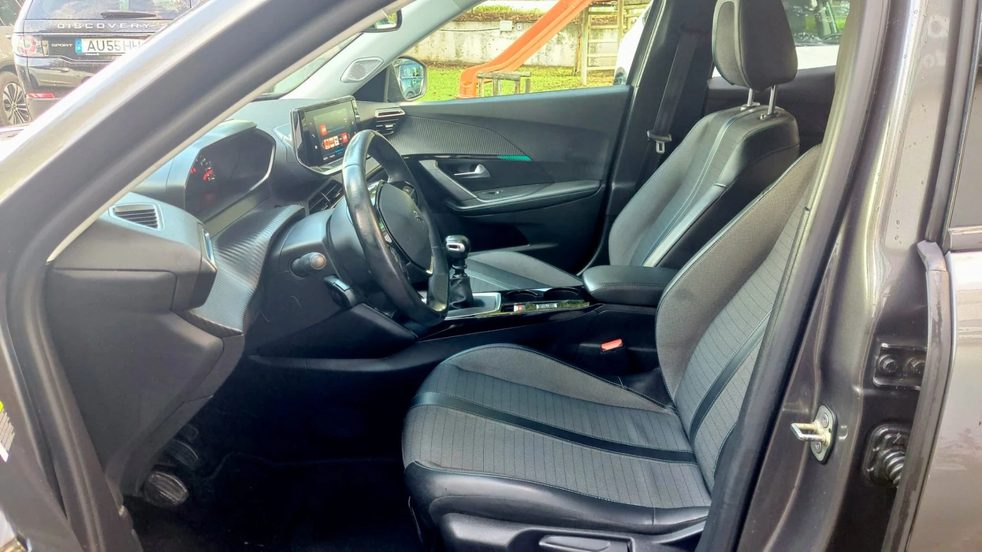 Peugeot 2008 1.5 BlueHDi Allure Pack