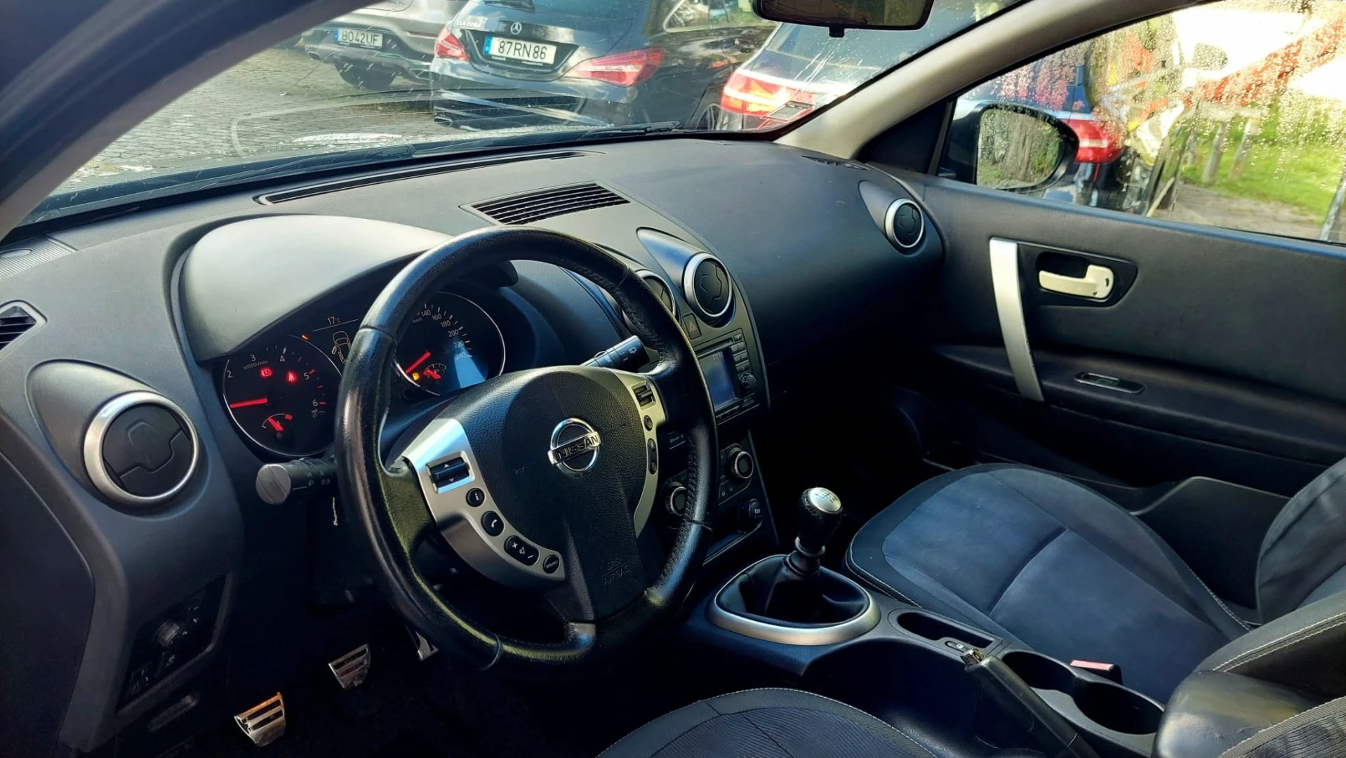Nissan Qashqai 1.5 dCi Tekna Premium 17