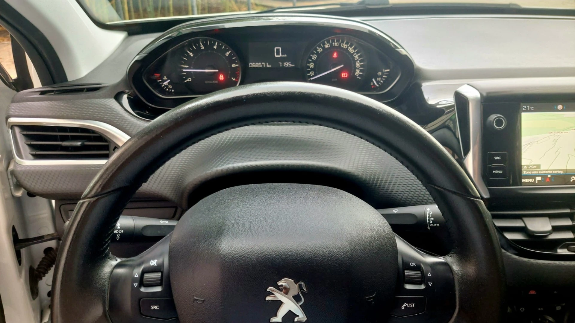 Peugeot 2008 1.2 PureTech Signature