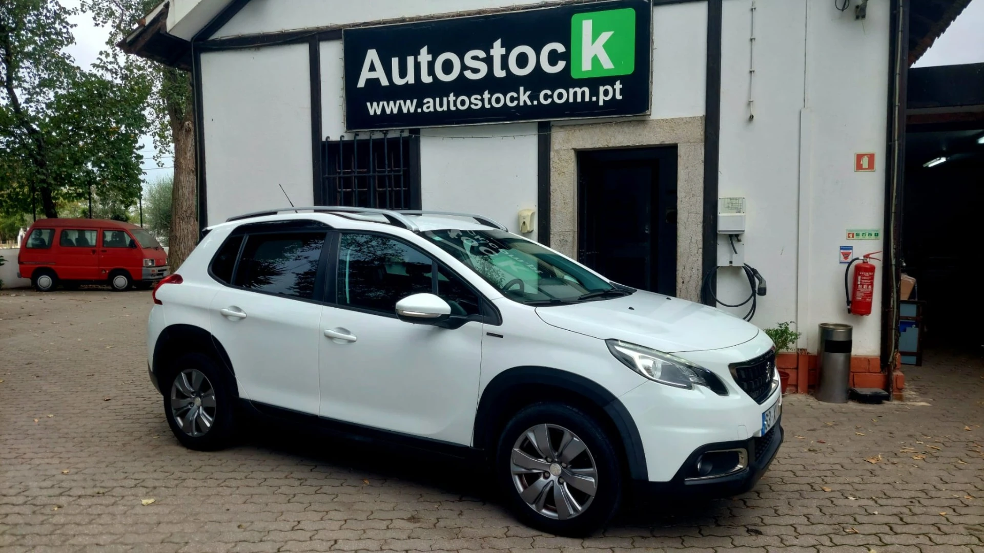 Peugeot 2008 1.2 PureTech Signature