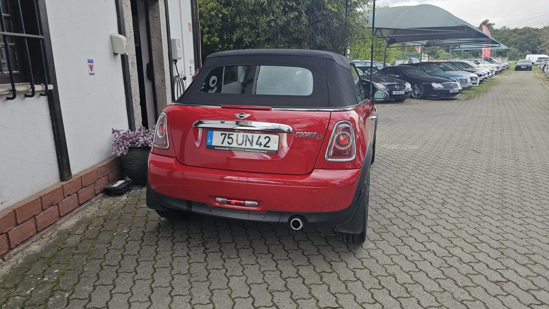 MINI Cabrio Cooper D