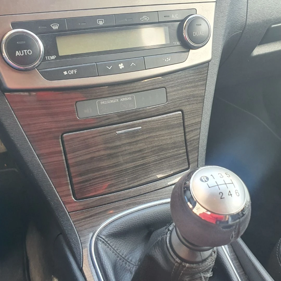 Toyota Avensis SD 2.0 D-4D Exclusive