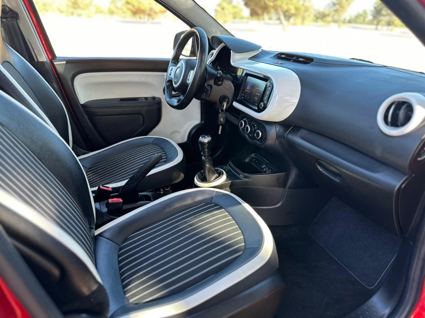 Renault Twingo TCE 90 INTENS