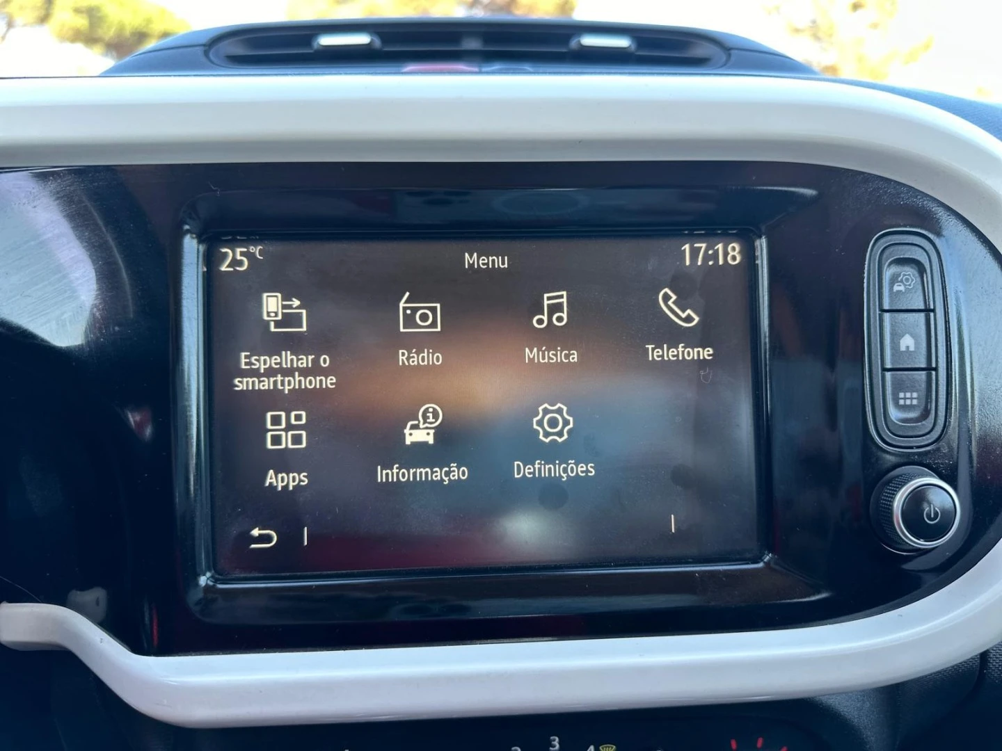Renault Twingo TCE 90 INTENS
