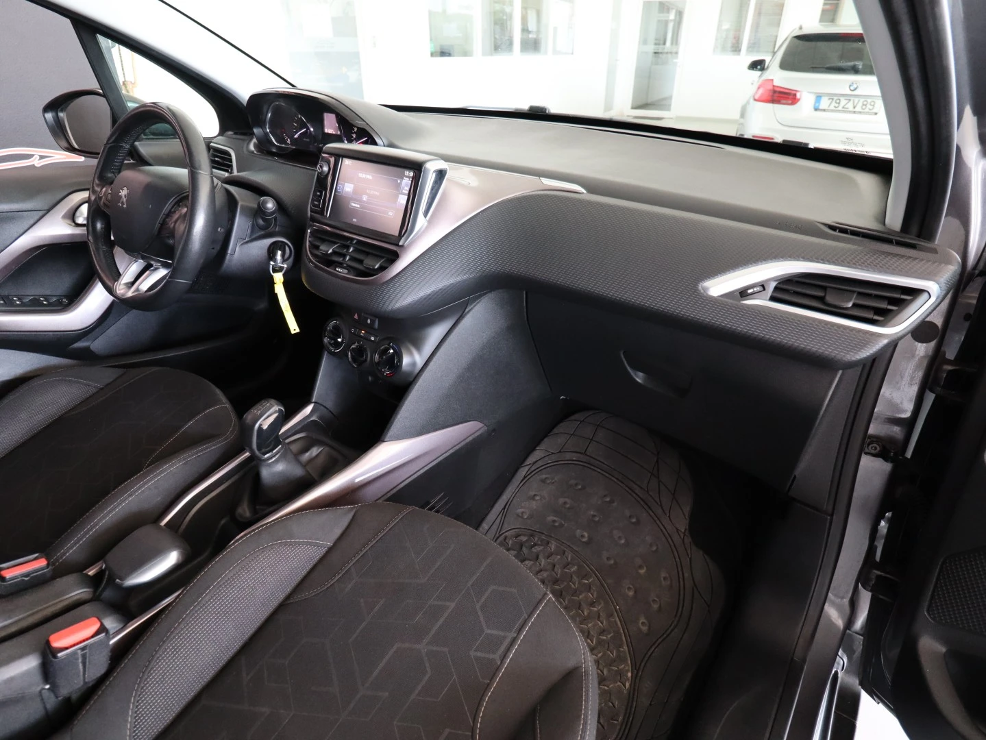 Peugeot 2008 1.6 e-HDi Active