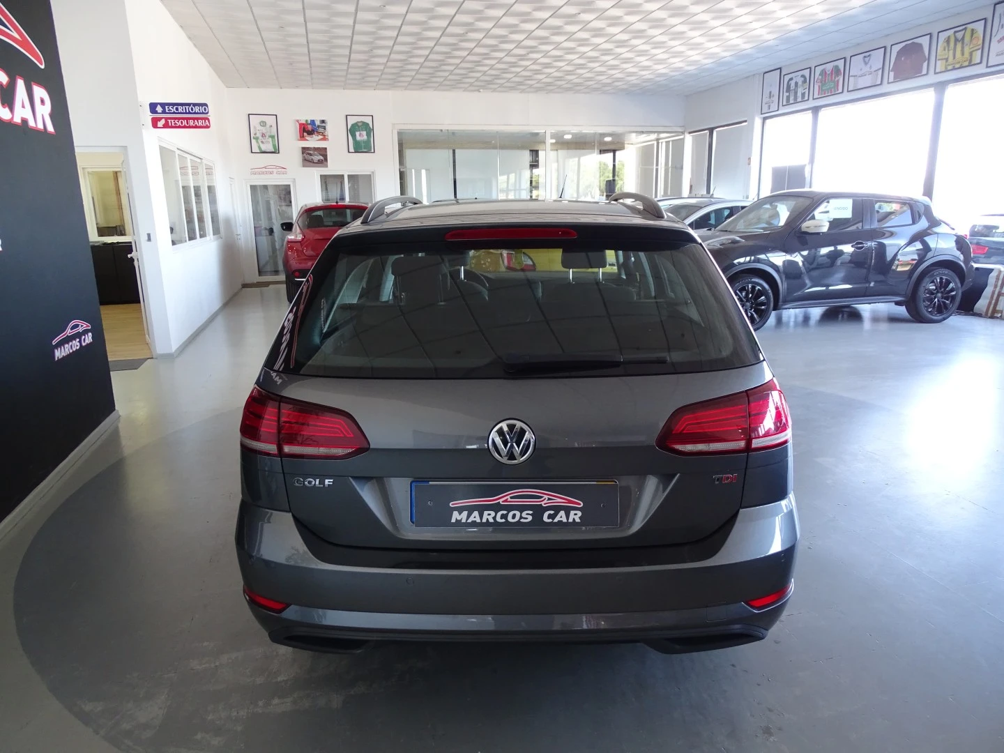 VW Golf 1.6 TDi Confortline