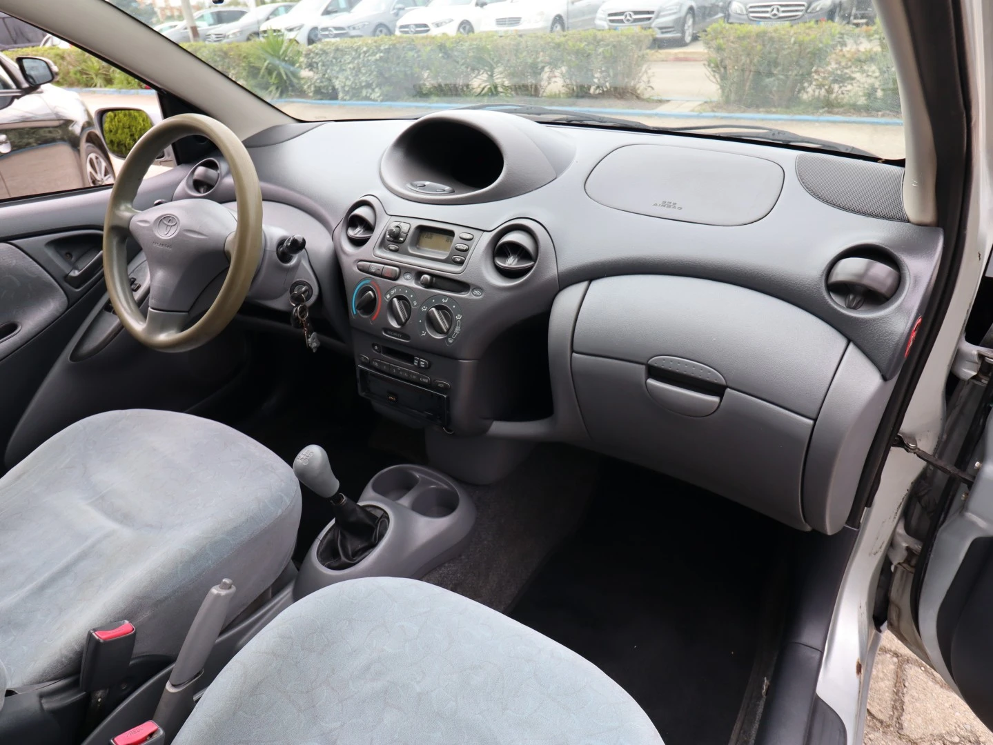 Toyota Yaris 1.0 Base C/Radio