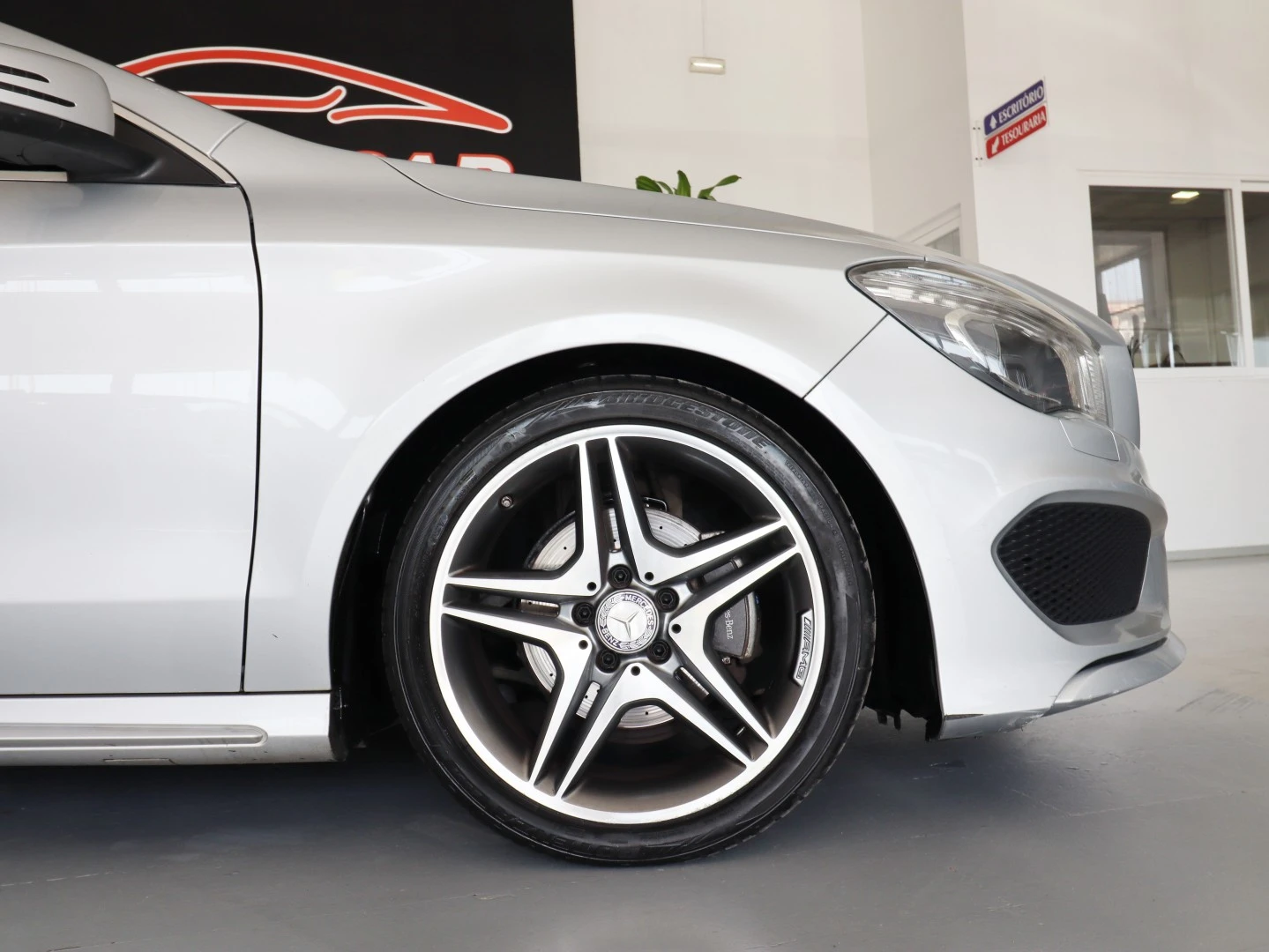 Mercedes-Benz CLA 180 CDi AMG Line