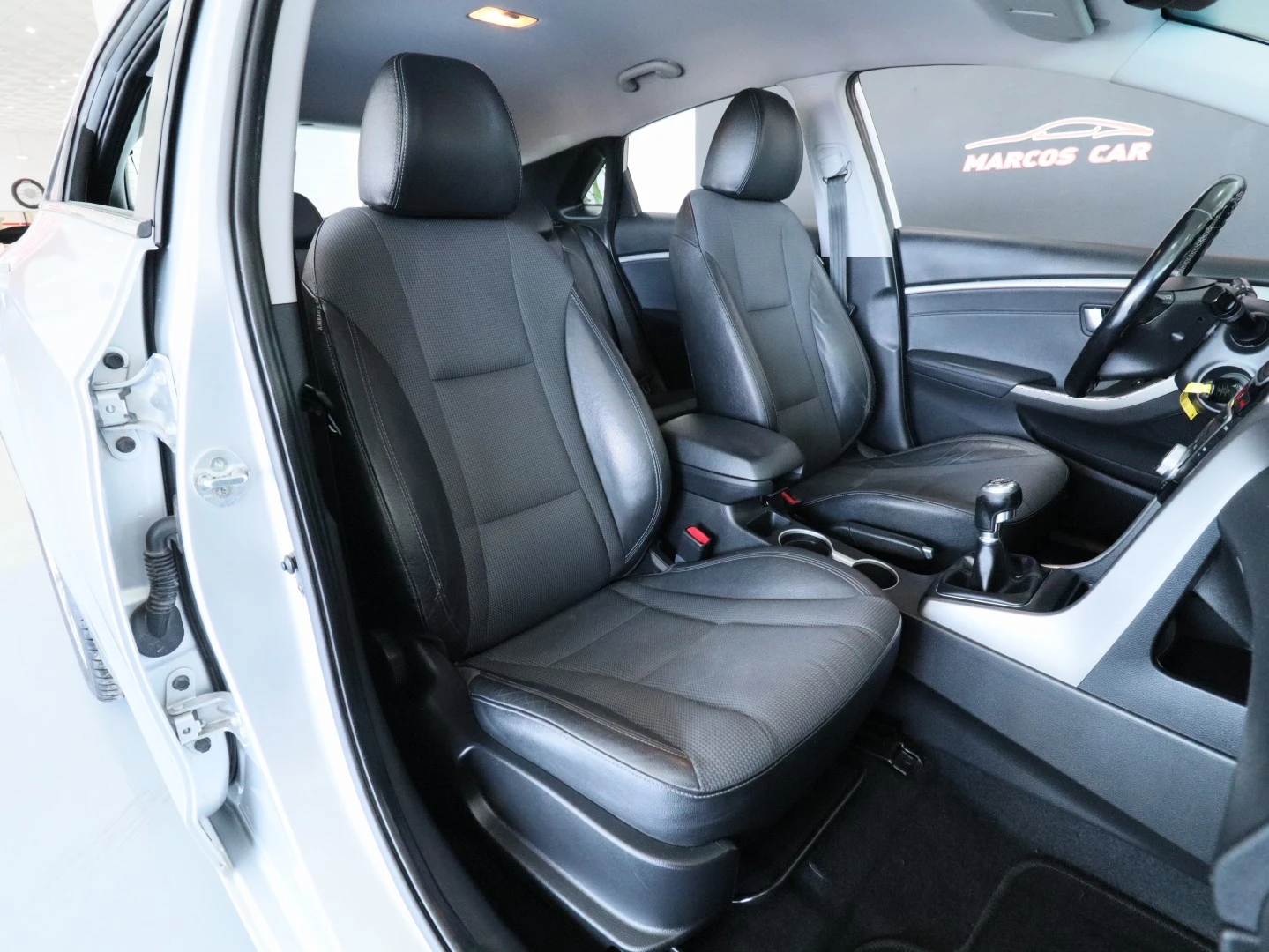 Hyundai i30 1.6 CRDi STyle J17
