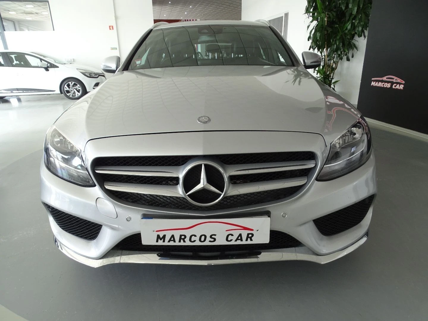 Mercedes-Benz C 220 d AMG Line