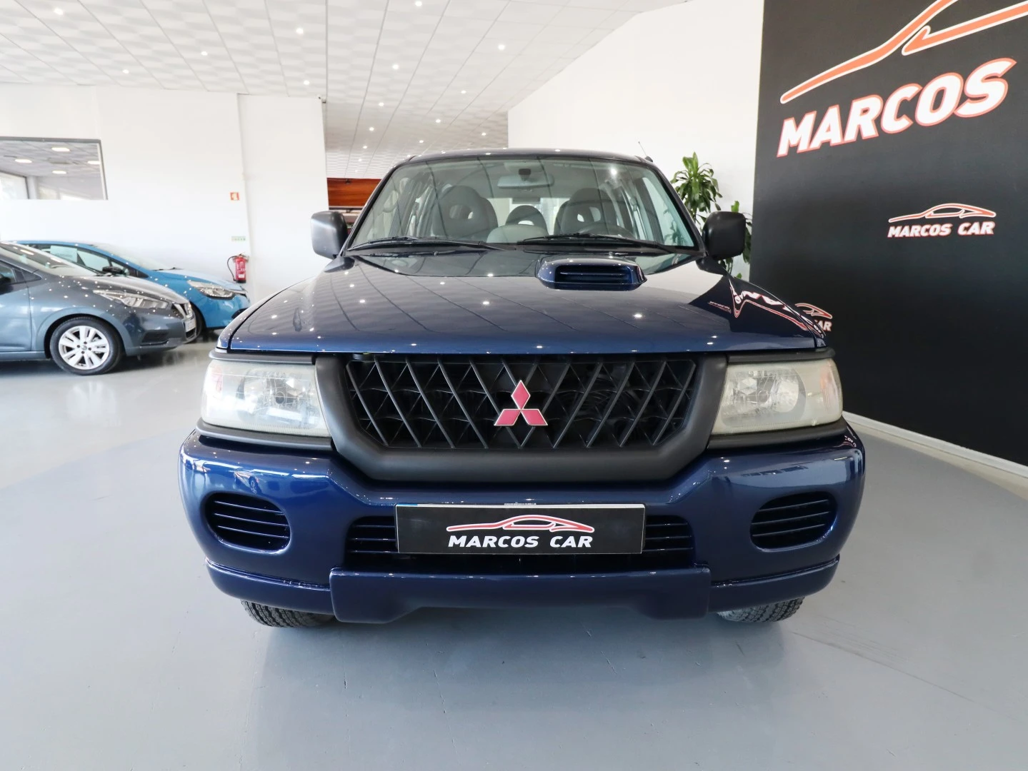 Mitsubishi Pajero Sport 2.5 TD GLS