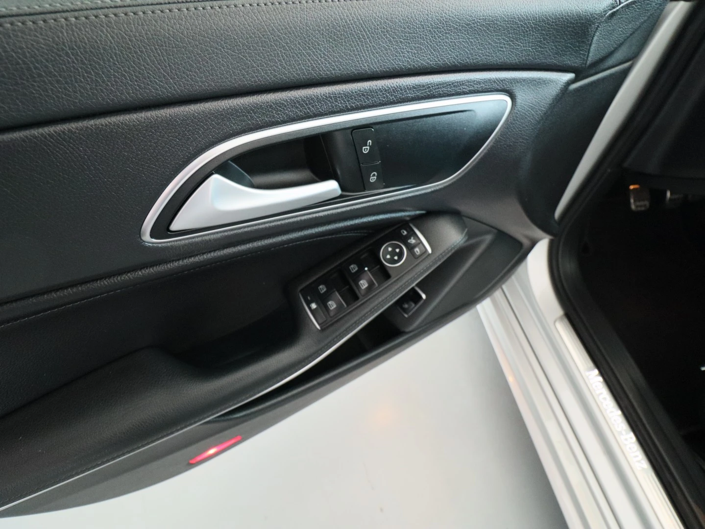 Mercedes-Benz CLA 180 CDi AMG Line