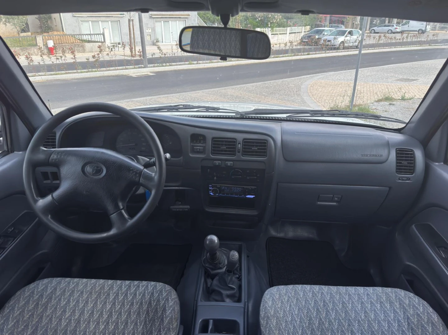 Toyota Hilux 2.5 D-4D 2WD CD AC