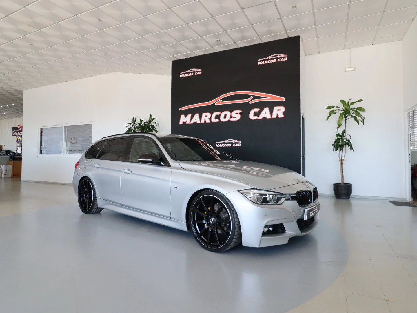 BMW 318 Pack M Performance