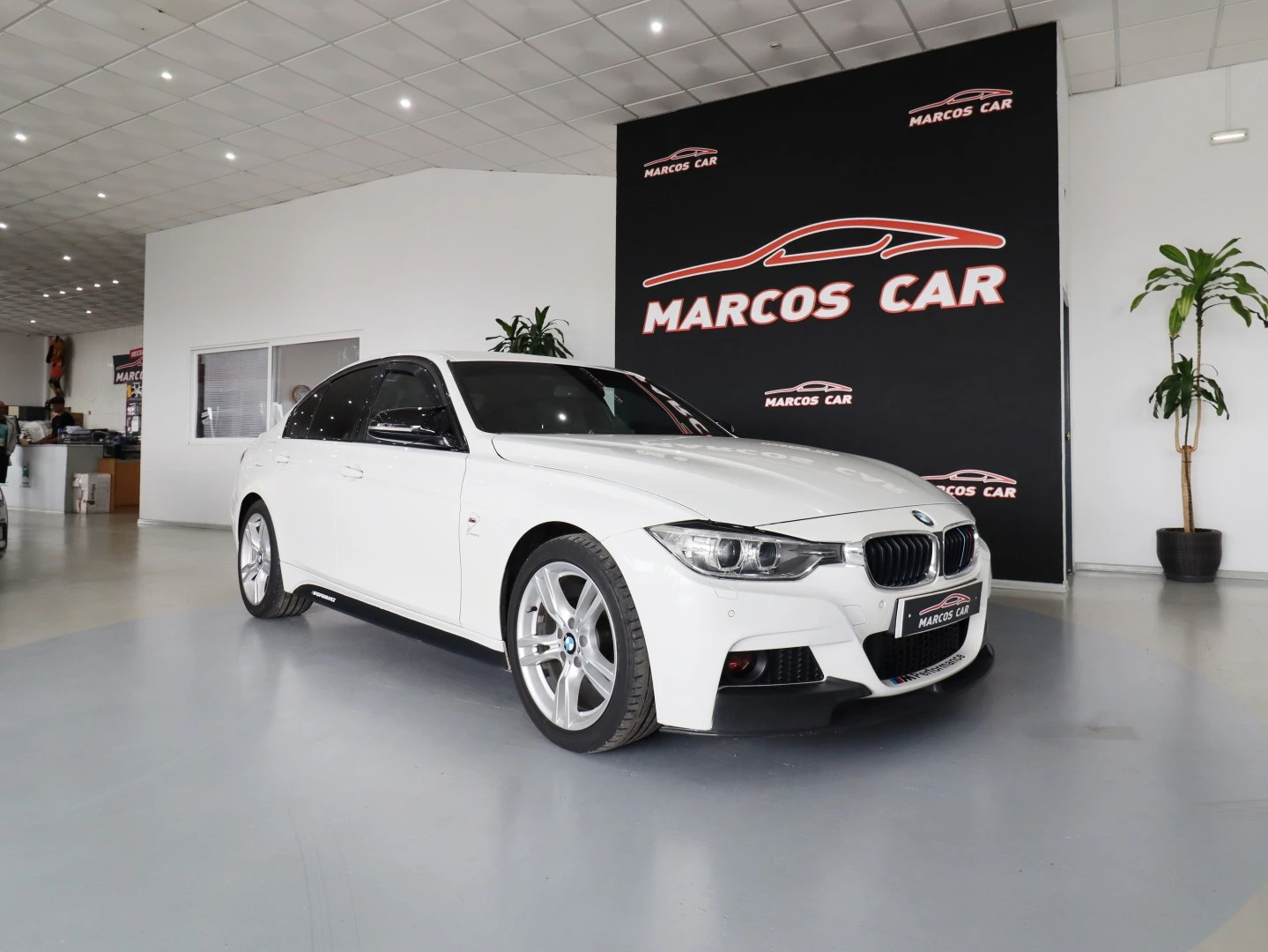 BMW 318 d Pack M