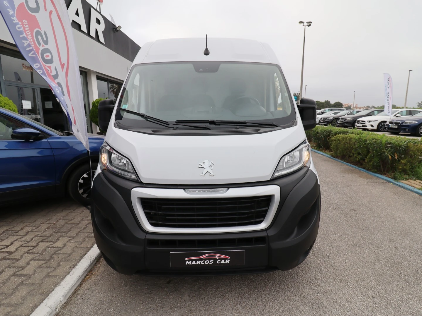 Peugeot Boxer 2.0 BlueHDi 330 L2H2 Premium