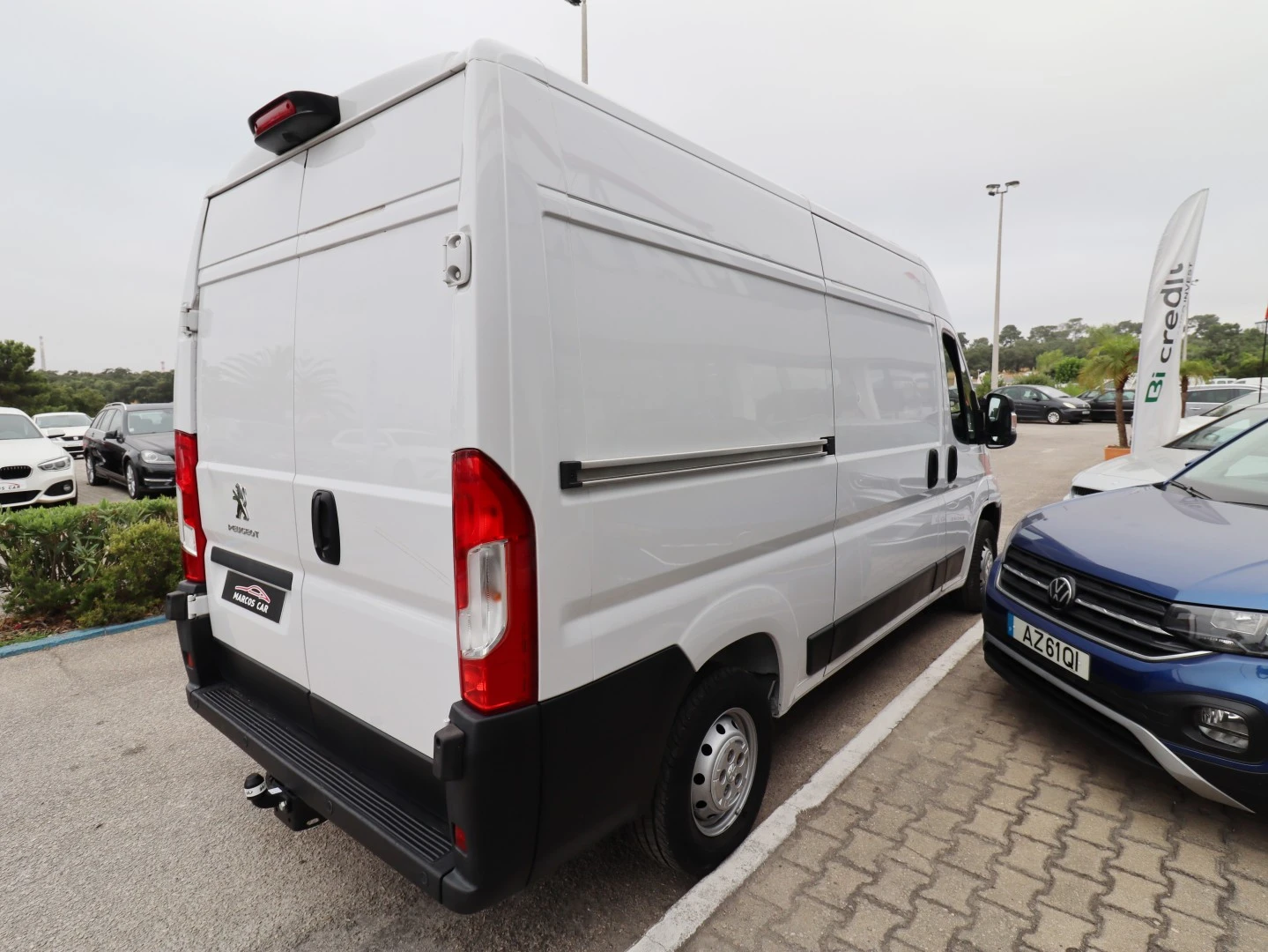 Peugeot Boxer 2.0 BlueHDi 330 L2H2 Premium