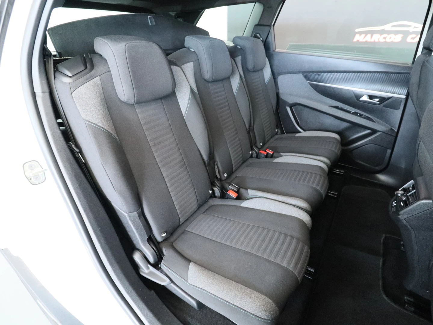 Peugeot 5008 1.5 BlueHDi Active Pack EAT8