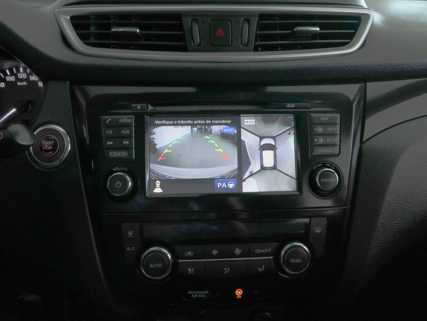 Nissan Qashqai 1.6 dCi Tekna Pele