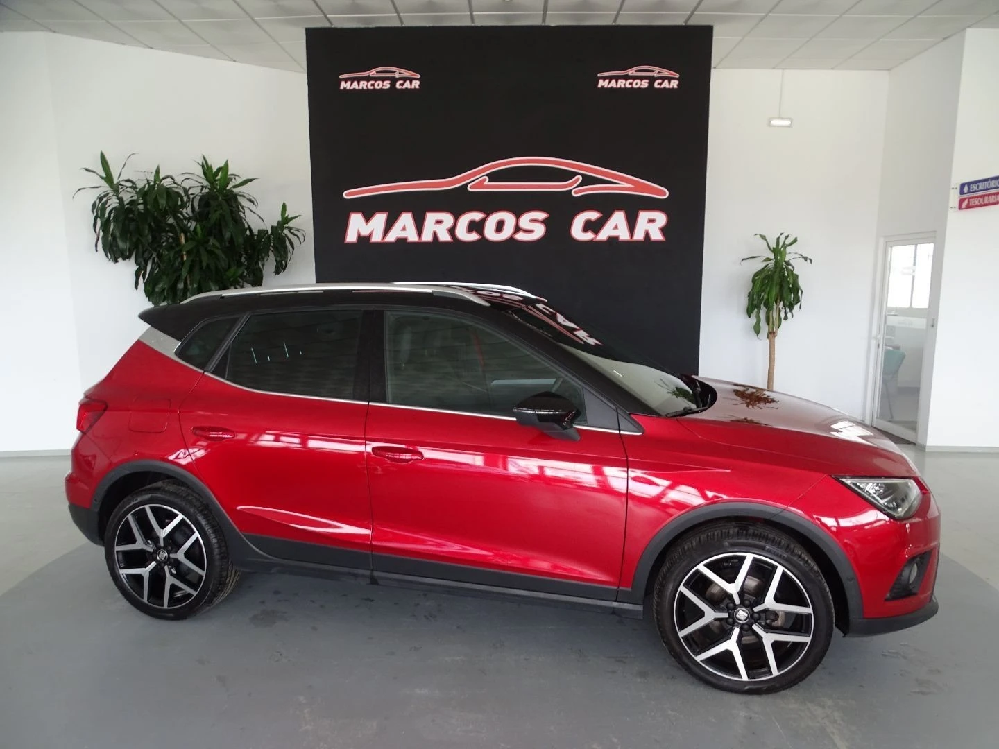 SEAT Arona 1.0 TGI FR