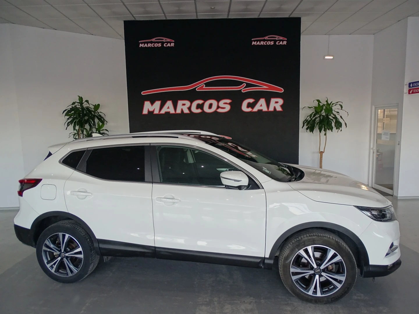 Nissan Qashqai 1.3 DIG-T N-Connecta J18