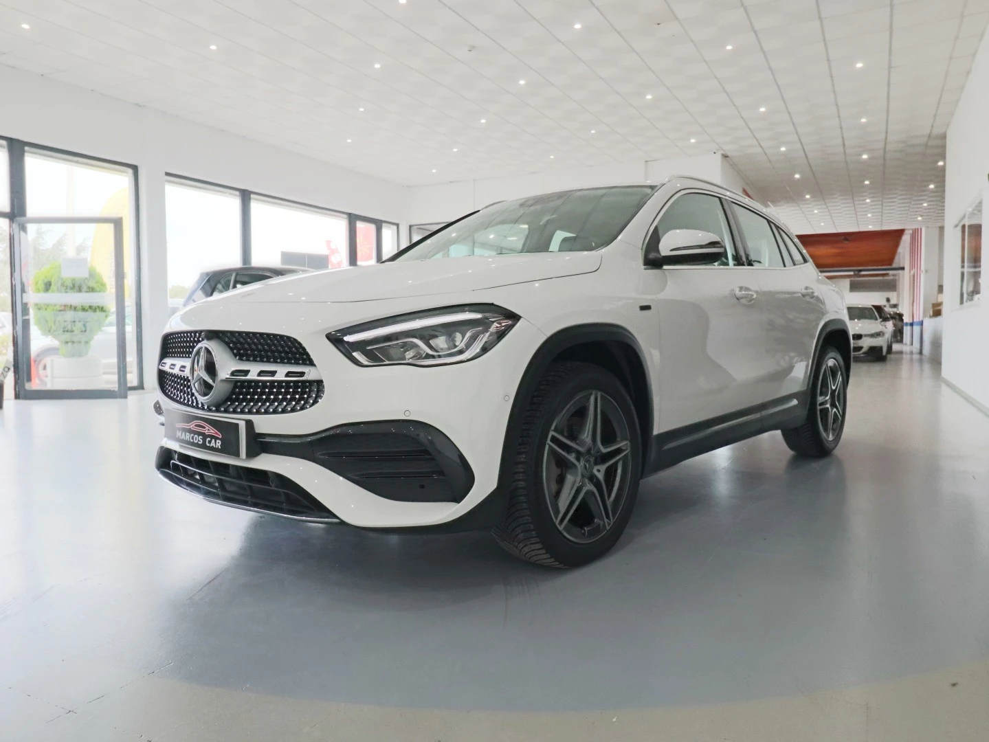 Mercedes-Benz GLA 250 e AMG Line