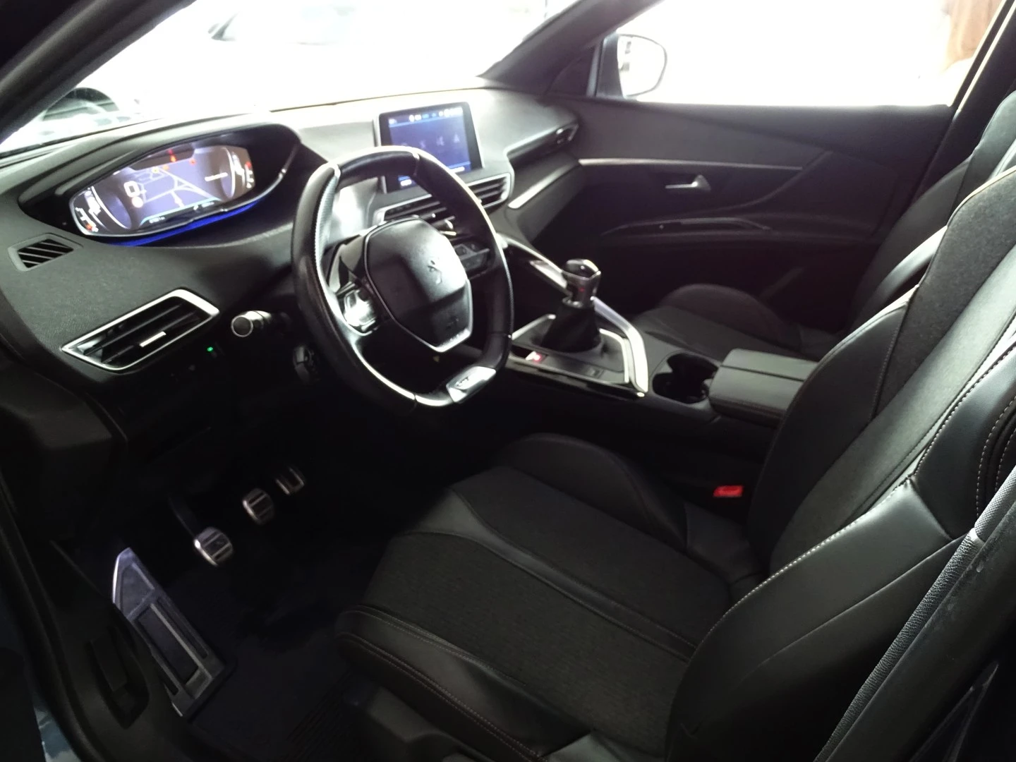 Peugeot 5008 1.5 BlueHDi Allure