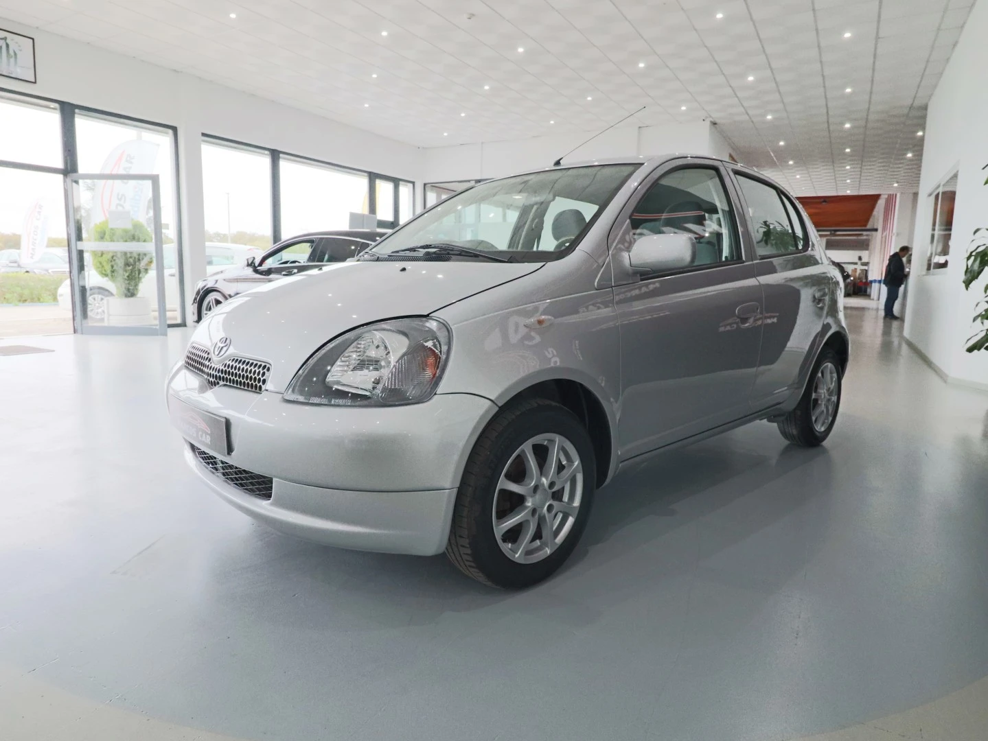 Toyota Yaris 1.0 Base C/Radio