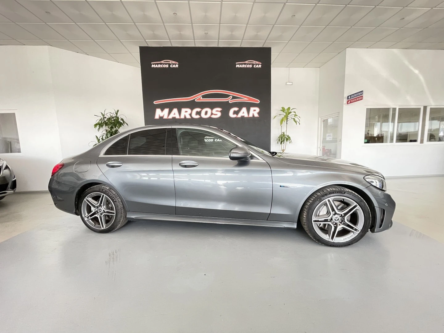 Mercedes-Benz C 300 de AMG Line